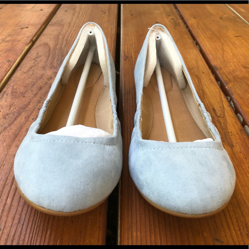 NEVER-WORN ballet flats!